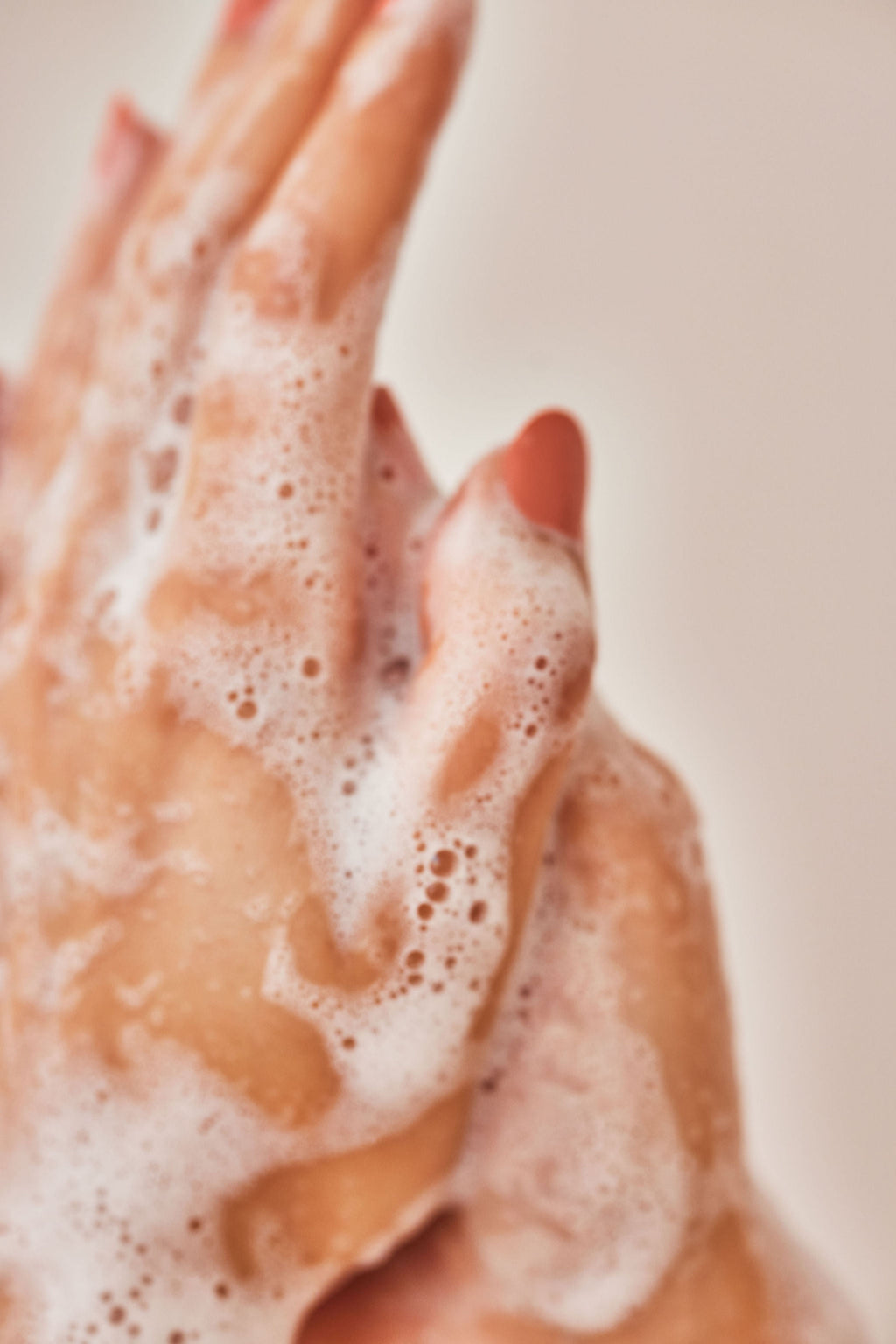 Brightening Body Wash – Gentle Daily Cleanse